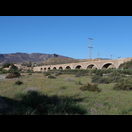 Über der Puente de Rioja thront der Osborne-Stier